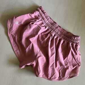 Lululemon Original Hotty Hot Low Rise 2.5”